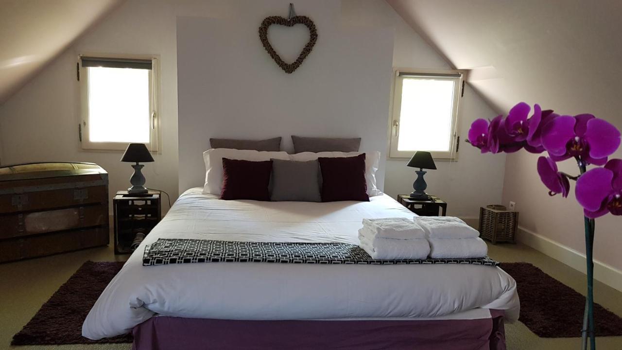 Bed and Breakfast La Demeure Du Goupil Brissac-Quince Exterior foto